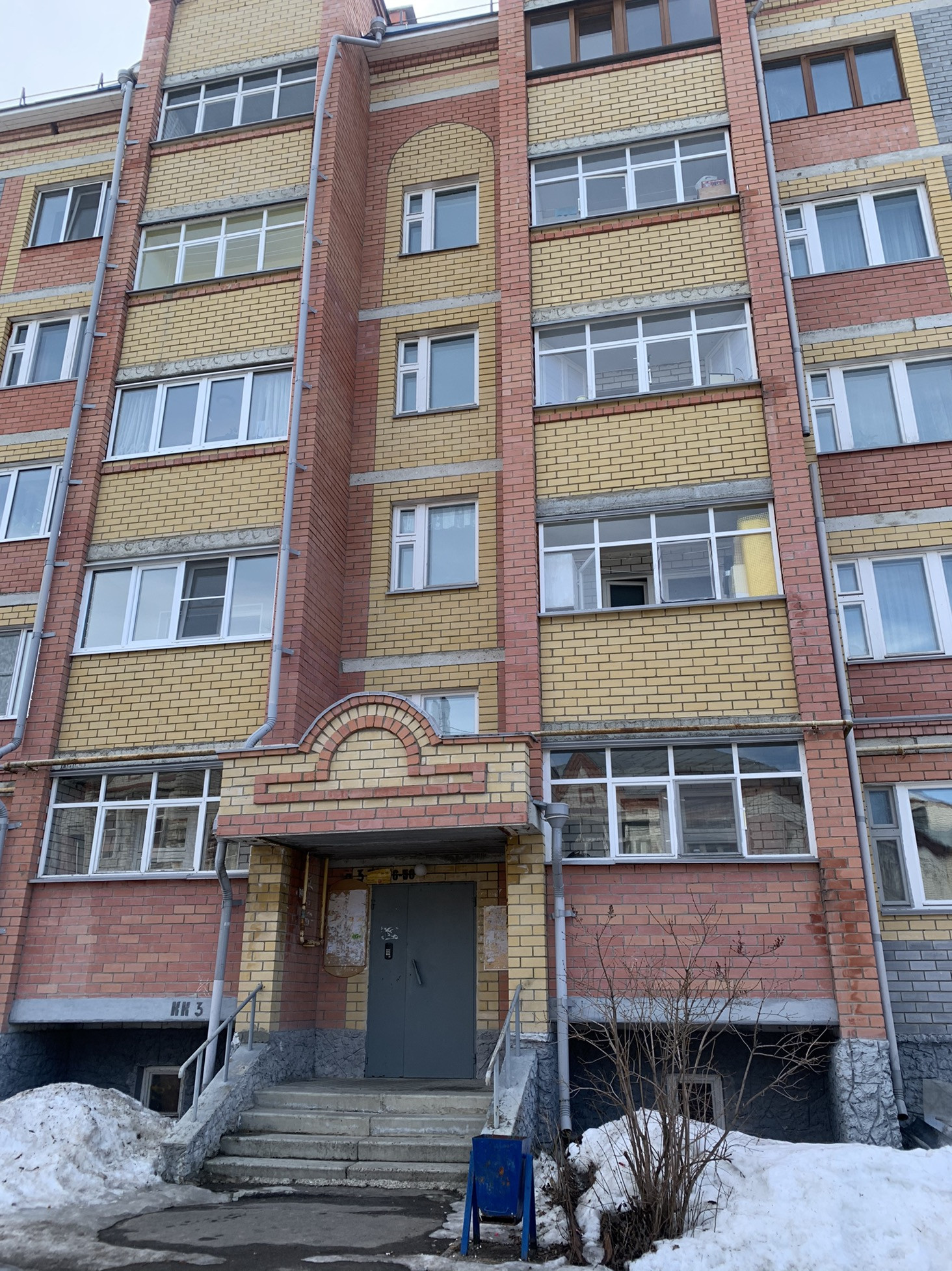 Купить 1-комнатную квартиру, 28.7 м² по адресу Республика Марий Эл, Йошкар- Ола, улица Лебедева, 53В, 5 этаж за 2 000 000 руб. в Домклик — поиск,  проверка, безопасная сделка с жильем в офисе Сбербанка.