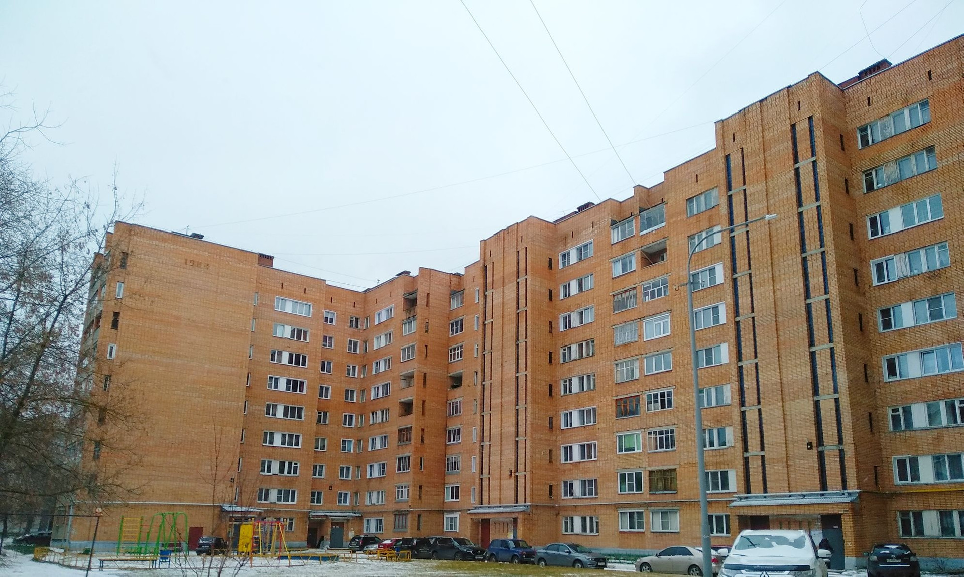 Купить 3-комнатную квартиру, 58.6 м² по адресу Кирово-Чепецк, улица 60 лет  Октября, 1к2, 3 этаж за 1 480 000 руб. в Домклик — поиск, проверка,  безопасная сделка с жильем в офисе Сбербанка.