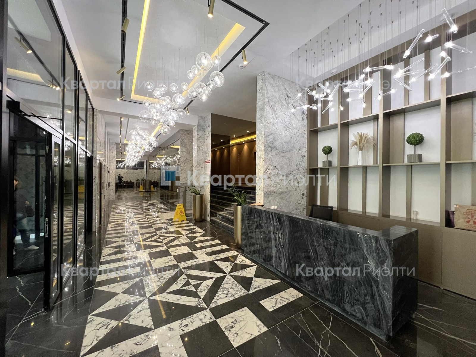 Москва, Сколковское шоссе, 40 к3 - Więcej