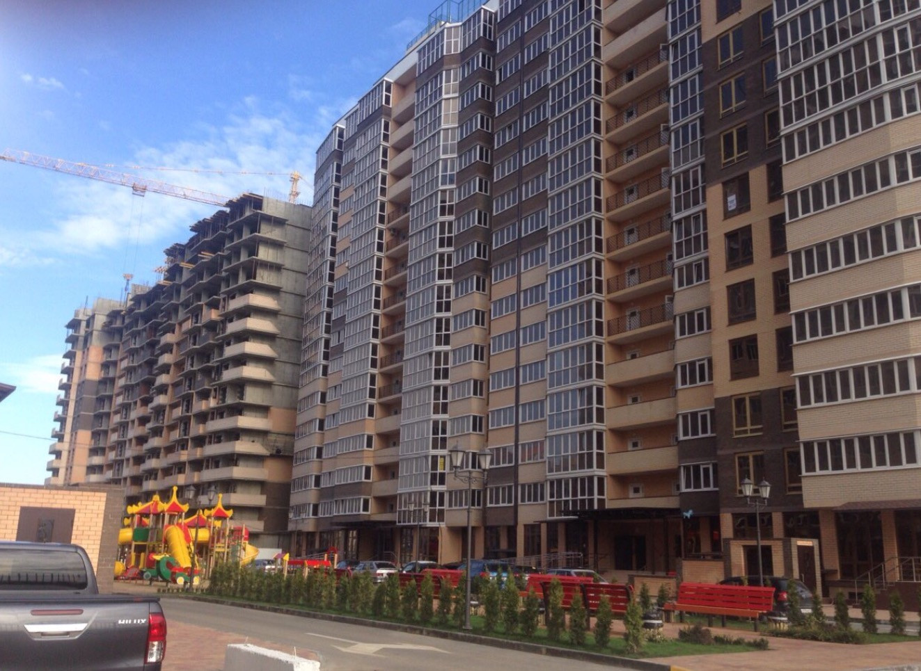 Улица душистая 25 краснодар. Душистая 45. Жк талисман краснодар. Душистая 79 краснодар. Душистая 77 жк дуэт.