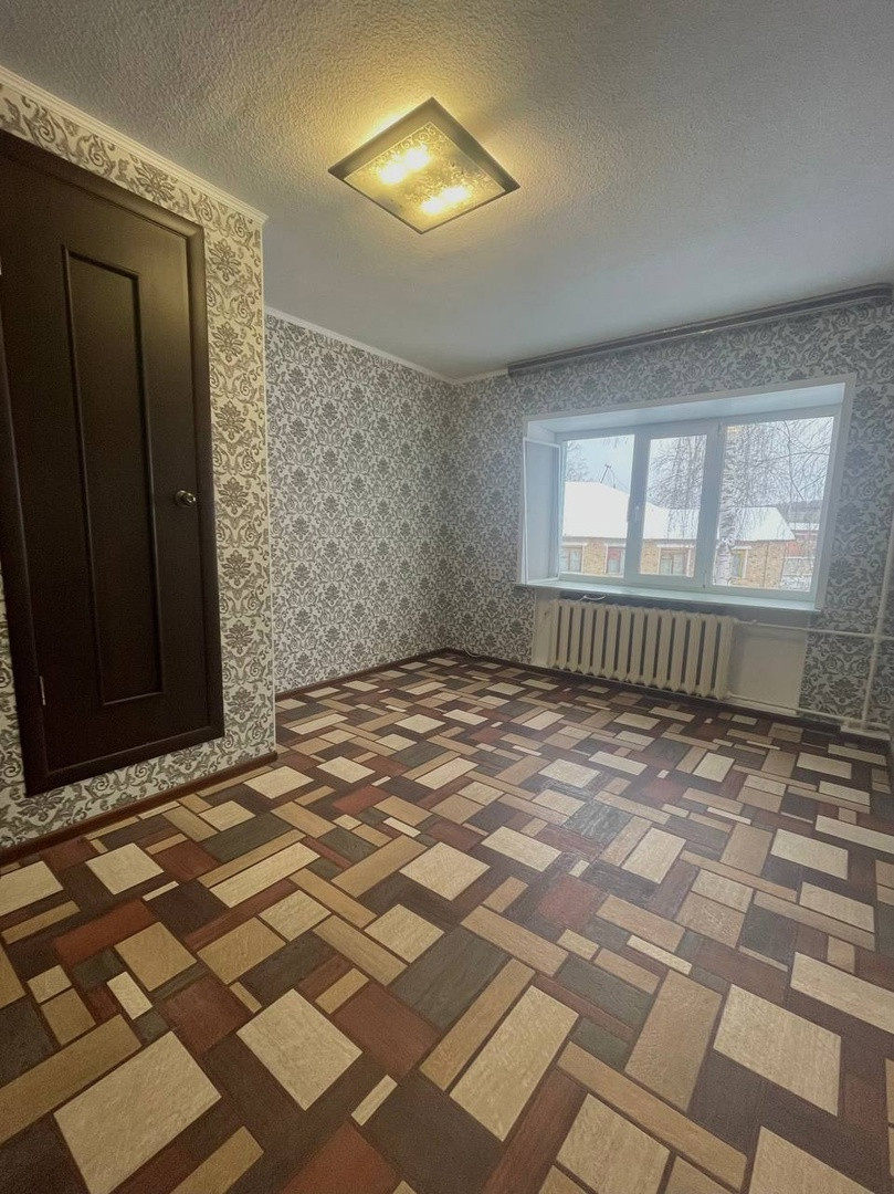 Купить 3-комнатную квартиру, 44.3 м² по адресу Республика Коми, Ухта,  посёлок Подгорный, Кольцевая улица, 14, 2 этаж за 1 700 000 руб. в Домклик  — поиск, проверка, безопасная сделка с жильем в офисе Сбербанка.