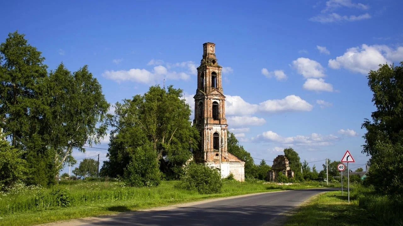 Купить участок, 10 сот. по адресу Ярославская область, Некрасовский район,  сельское поселение Красный Профинтерн, село Путятино за 199 000 руб. в  Домклик — поиск, проверка, безопасная сделка с жильем в офисе Сбербанка.