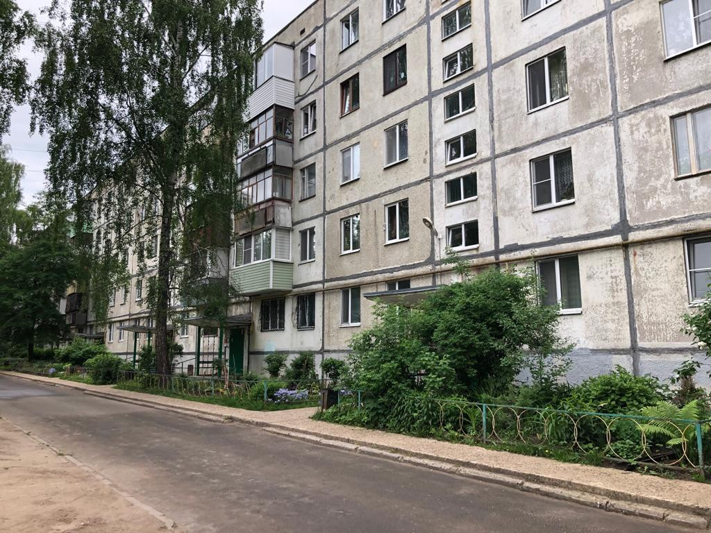 Купить 2-комнатную квартиру, 42.2 м² по адресу Тверская область, Конаково,  проспект Ленина, 3А, 5 этаж за 3 300 000 руб. в Домклик — поиск, проверка,  безопасная сделка с жильем в офисе Сбербанка.