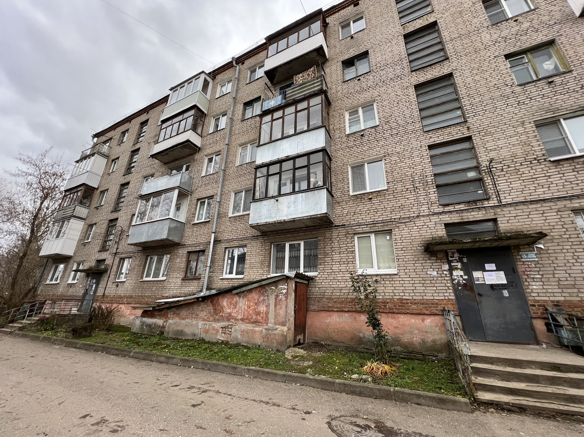 Купить 2-комнатную квартиру, 44.7 м² по адресу Смоленск, улица Соболева, 82А, 5 