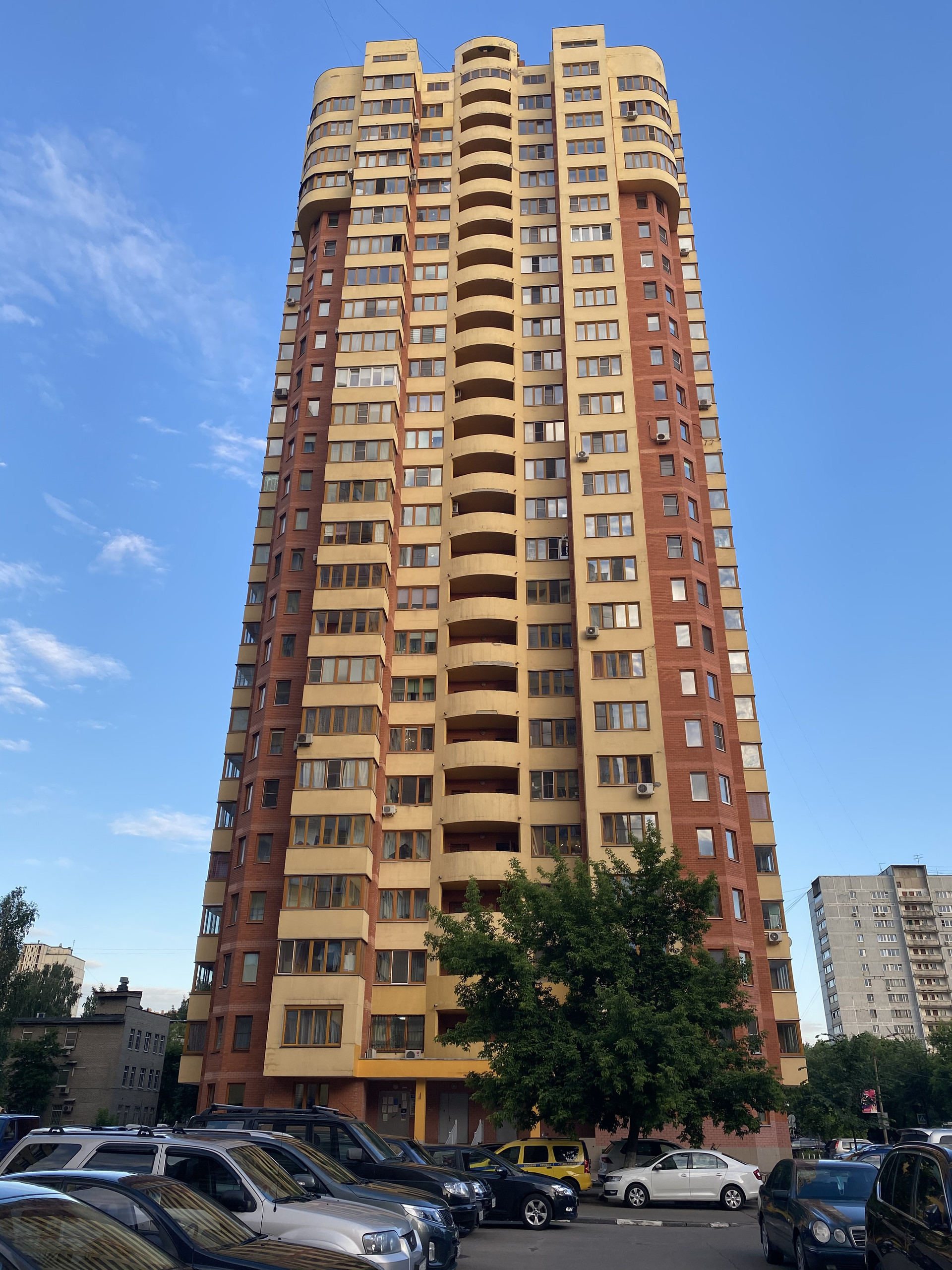 Купить 1-комнатную квартиру, 45 м² по адресу Московская область, Реутов,  Комсомольская улица, 10к1, 14 этаж, метро Новокосино за 9 350 000 руб. в  Домклик — поиск, проверка, безопасная сделка с жильем в офисе Сбербанка.