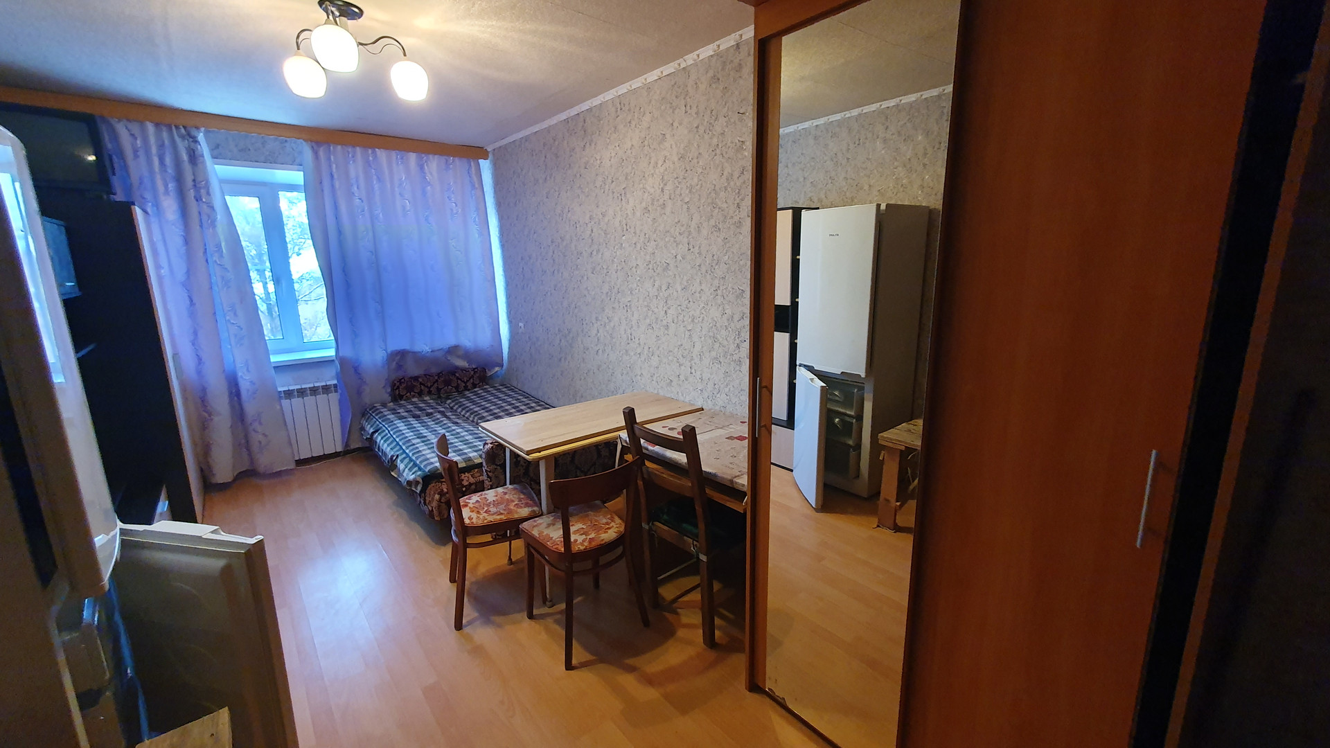 Снять комнату в 4-комн. квартире, 15 м² по адресу Тула, улица Пархоменко,  40, 5 этаж по цене 10 000 руб. в месяц - Домклик — поиск, проверка,  безопасная сделка с жильем в офисе Сбербанка.