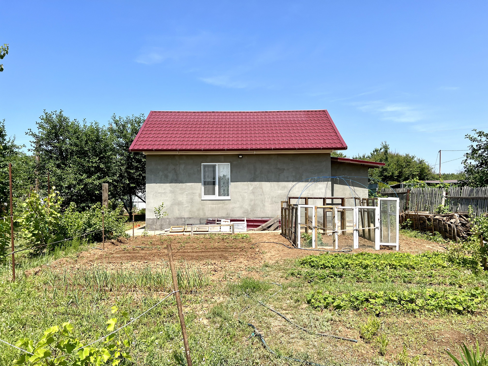 Купить дом, 40.8 м² по адресу Волгоградская область, Волжский, СНТ Лилия за  1 150 000 руб. в Домклик — поиск, проверка, безопасная сделка с жильем в  офисе Сбербанка.