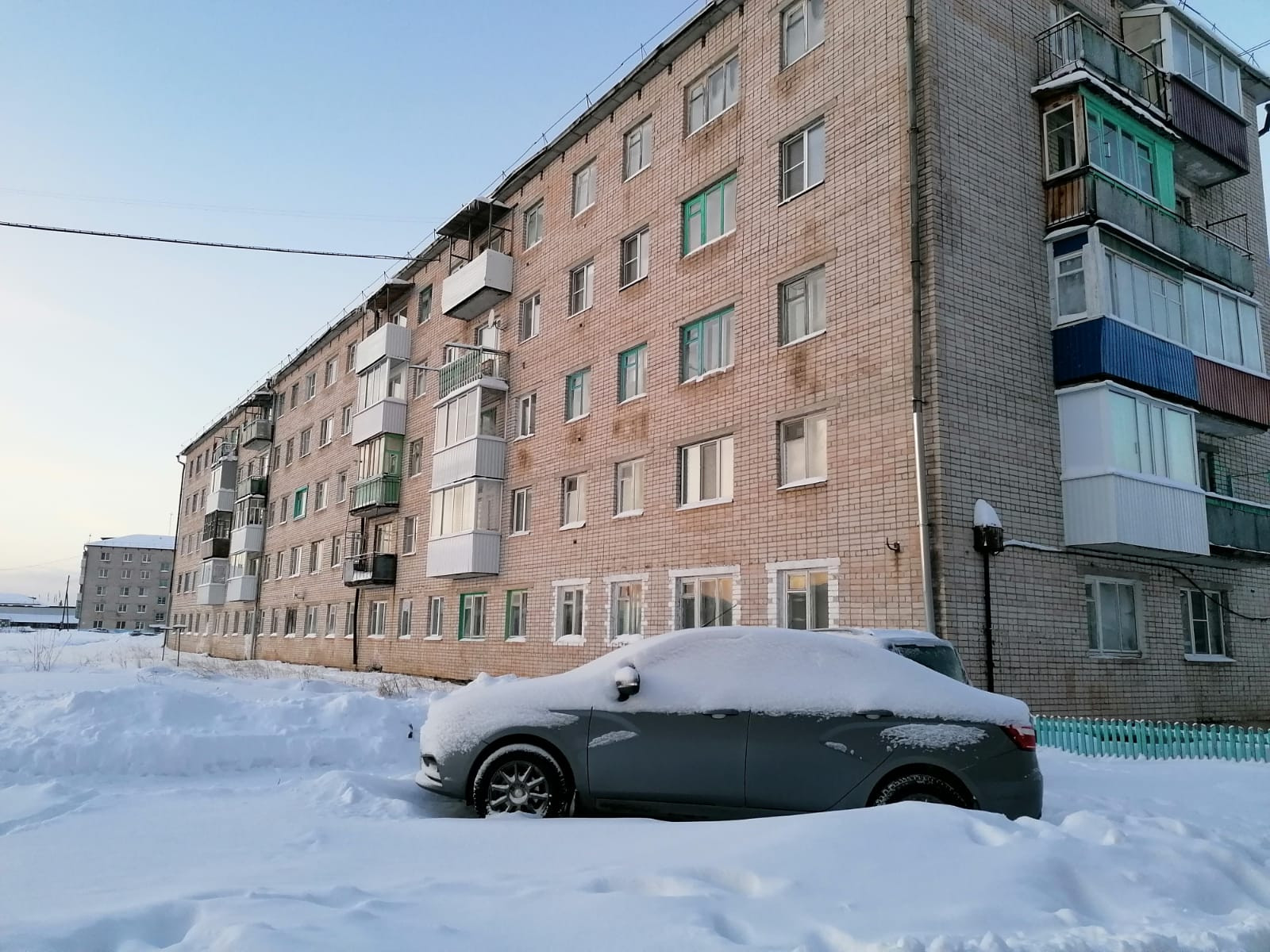 Купить 3-комнатную квартиру, 61 м² по адресу Архангельская область,  Пинежский район, посёлок Сия, 2, 1 этаж за 350 000 руб. в Домклик — поиск,  проверка, безопасная сделка с жильем в офисе Сбербанка.