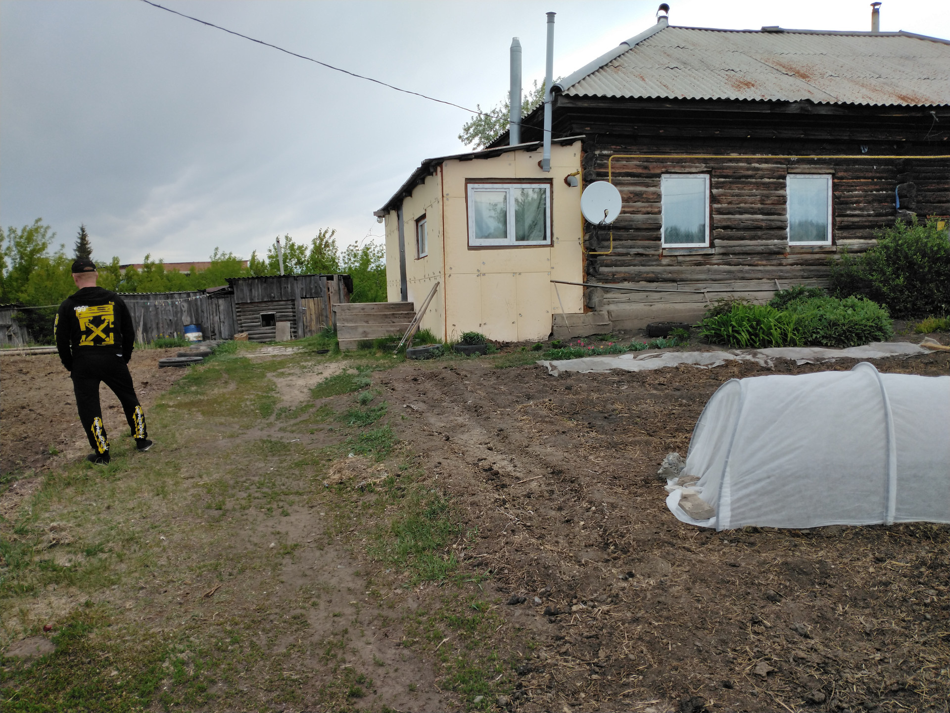 Купить часть дома по адресу Алтайский край, Павловский район, село Павловск,  улица Энтузиастов, 5 за 1 100 000 руб. в Домклик — поиск, проверка,  безопасная сделка с жильем в офисе Сбербанка.