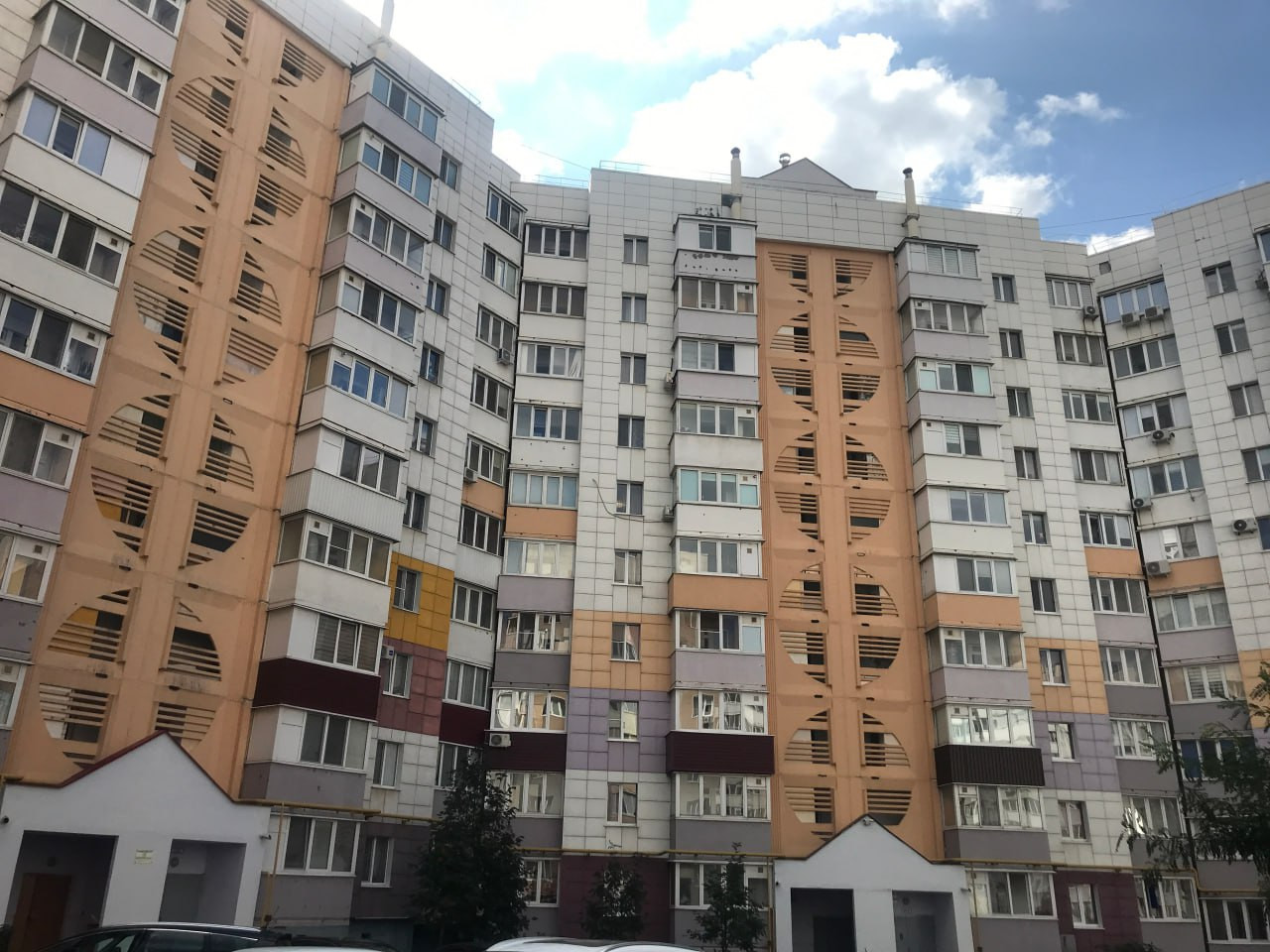 Купить 1-комнатную квартиру, 42 м² по адресу Белгород, бульвар Юности, 45,  10 этаж за 3 800 000 руб. в Домклик — поиск, проверка, безопасная сделка с  жильем в офисе Сбербанка.