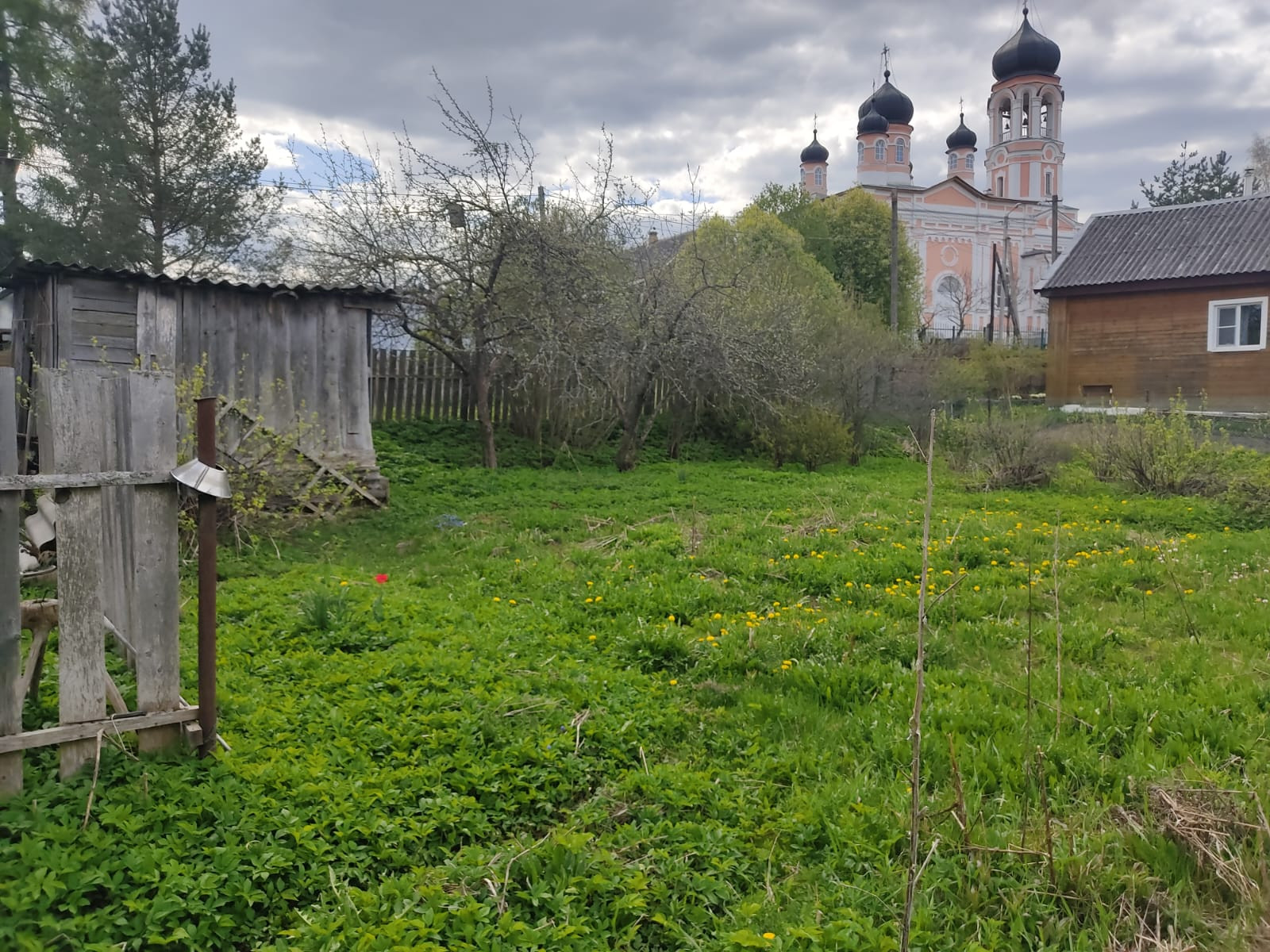 Купить участок, 17 сот., ИЖС по адресу Новгородская область, Крестецкий  муниципальный округ, село Ямская Слобода, Набережная улица за 410 000 руб.  в Домклик — поиск, проверка, безопасная сделка с жильем в офисе Сбербанка.