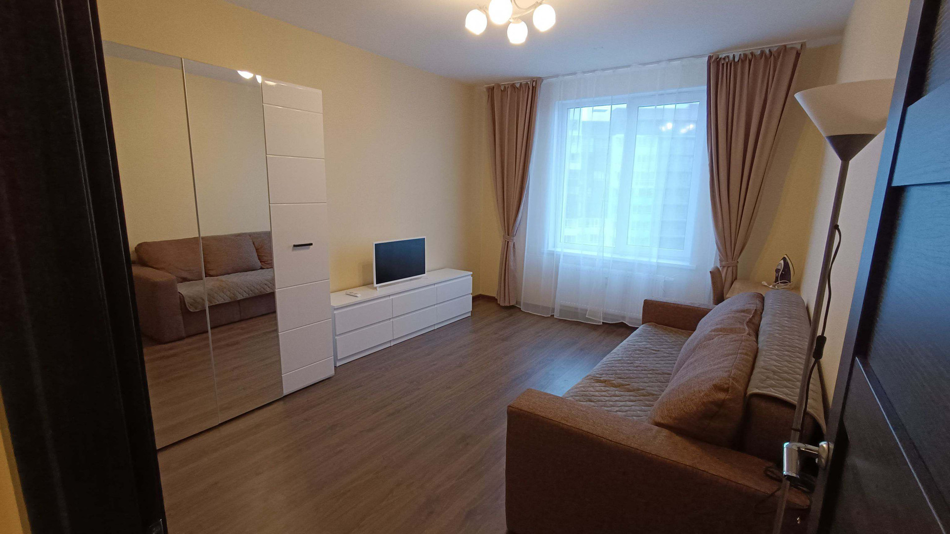 Звёздная 16 спб. Снять квартиру новосибирск на длительный срок 25 октября дом 18. Кв в спб снять на длительный. Кв в спб снять на длительный. Морской проспект 15 аренда квартиры.