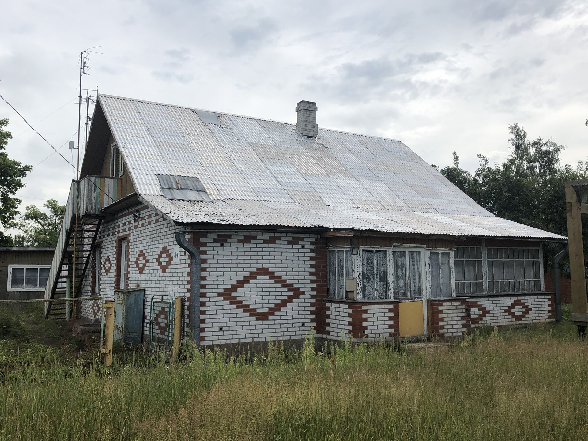 Купить дом, 57.9 м² по адресу Ленинградская область, Кингисеппский район,  Кузёмкинское сельское поселение, деревня Большое Кузёмкино, 84 за 6 200 000  руб. в Домклик — поиск, проверка, безопасная сделка с жильем в офисе  Сбербанка.