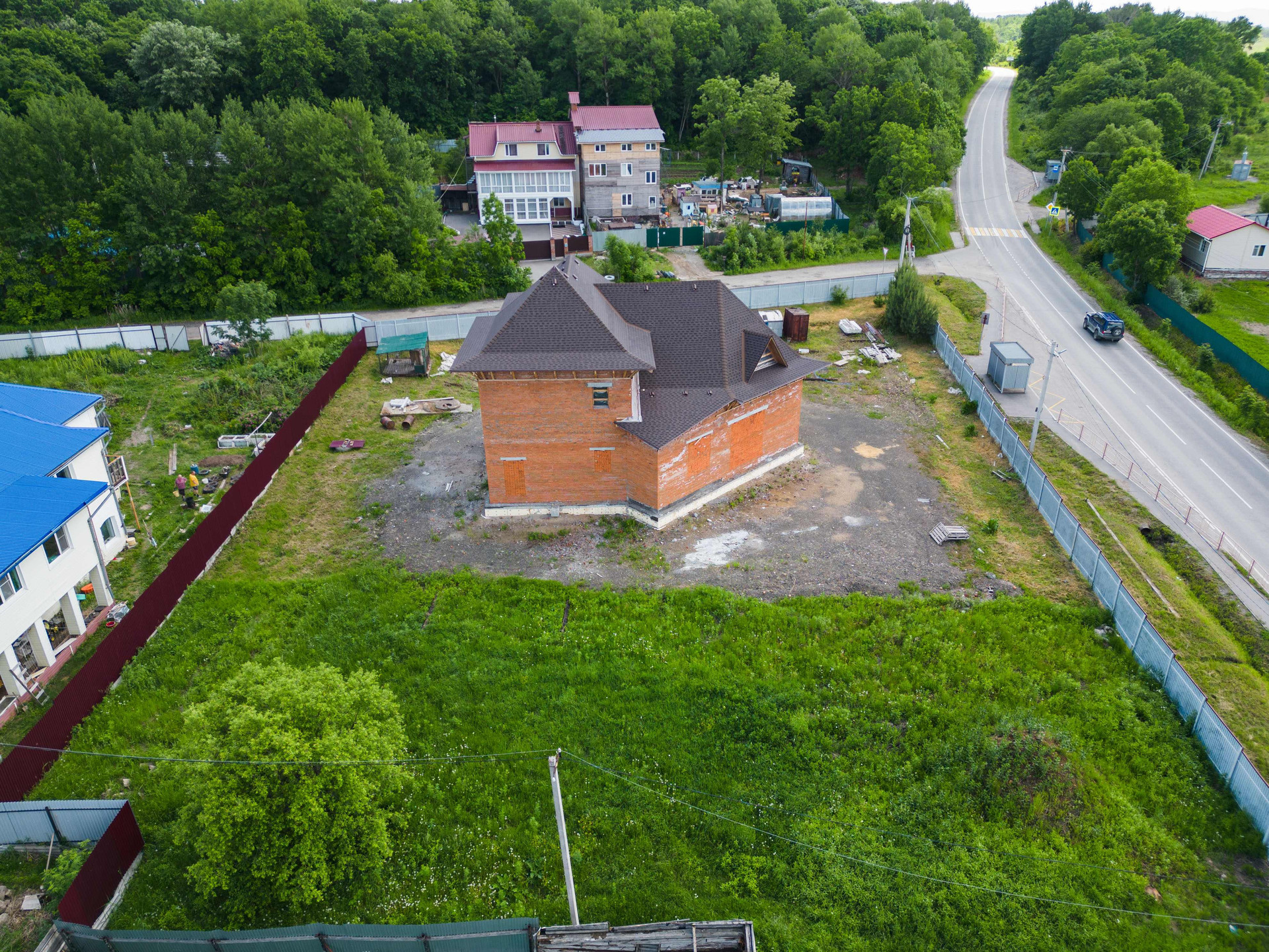 Купить дом, 277 м² по адресу Хабаровский район, село Ракитное, Школьная  улица, 2А за 9 499 000 руб. в Домклик — поиск, проверка, безопасная сделка  с жильем в офисе Сбербанка.