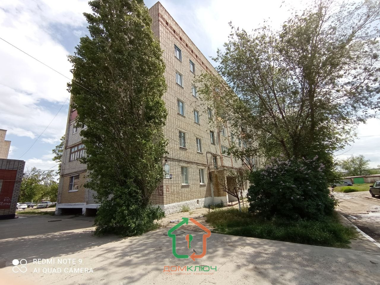 Купить 1-комнатную квартиру, 27 м² по адресу Республика Калмыкия, Элиста,  Ипподромная улица, 15, 3 этаж за 2 050 000 руб. в Домклик — поиск,  проверка, безопасная сделка с жильем в офисе Сбербанка.