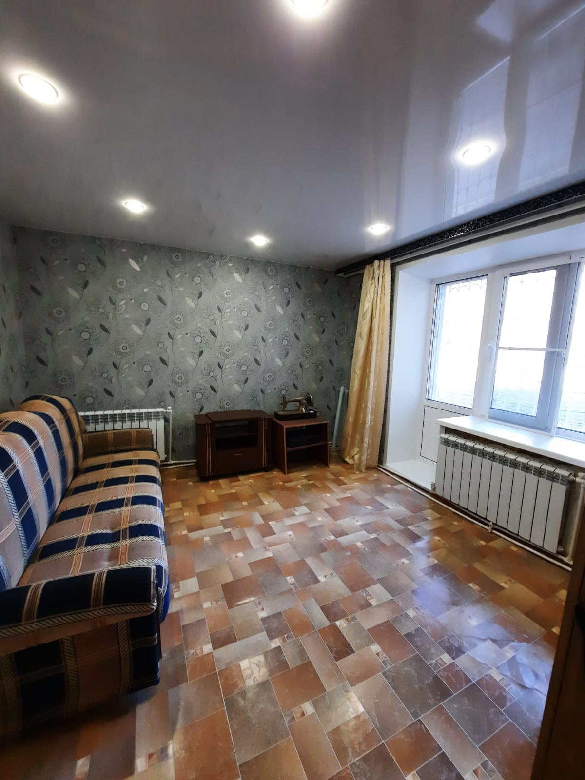 Квартира кривова. Арендовать квартиру на 31 декабря. Квартира Томск.. Герсиме Герасименко Томск комнаты. Коттедж Томск комнаты 5. Улица Солнечная два Улан-Удэ дом номер 2 квартира 37 2019