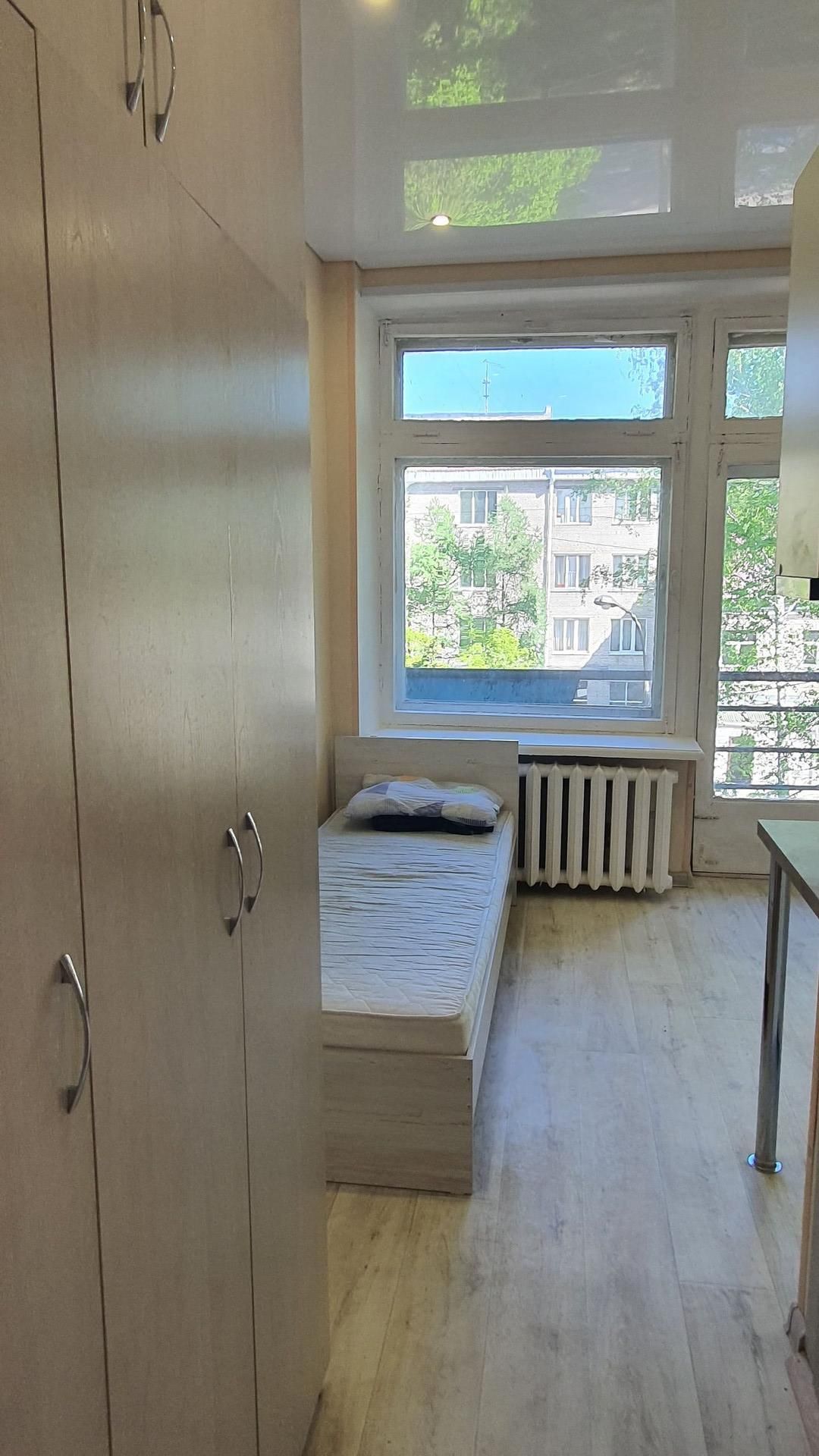 Купить апартаменты-студию, 14 м² по адресу Алтайский край, Барнаул, улица  Юрина, 174, 3 этаж за 1 600 000 руб. в Домклик — поиск, проверка,  безопасная сделка с жильем в офисе Сбербанка.