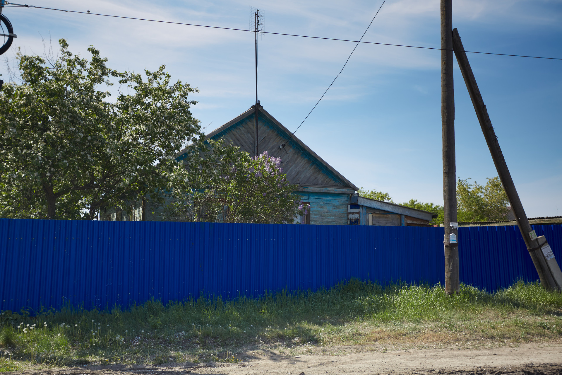 Новоомский поселок. Поселок Омский. Дом Омская область Новоомский. Омск Новоомский поселок.