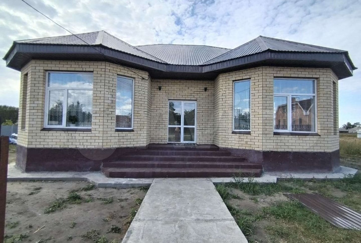 Купить дом, 110 м² по адресу Тюмень, Центральный, Казарово м-н за 5 800 ...