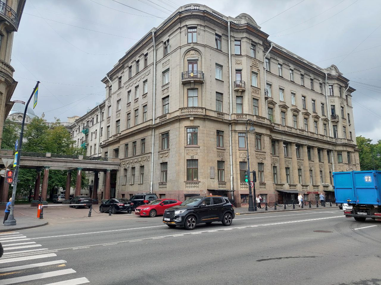 Купить Комнату Каменноостровский Пр 18 11