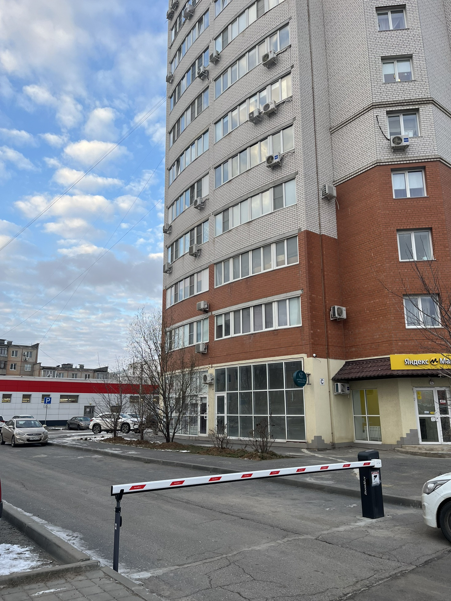 Купить 1-комнатную квартиру, 47 м² по адресу Волгоградская область, Волжский,  улица Мира, 142, 11 этаж за 4 310 000 руб. в Домклик — поиск, проверка,  безопасная сделка с жильем в офисе Сбербанка.