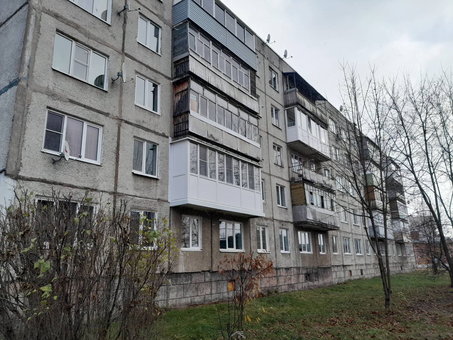 Купить 3-комнатную квартиру, 63 м² по адресу Ярославский район, Карабихское  сельское поселение, посёлок Красные Ткачи, Парковый переулок, 2, 4 этаж за  2 790 000 руб. в Домклик — поиск, проверка, безопасная сделка с жильем в  офисе Сбербанка.