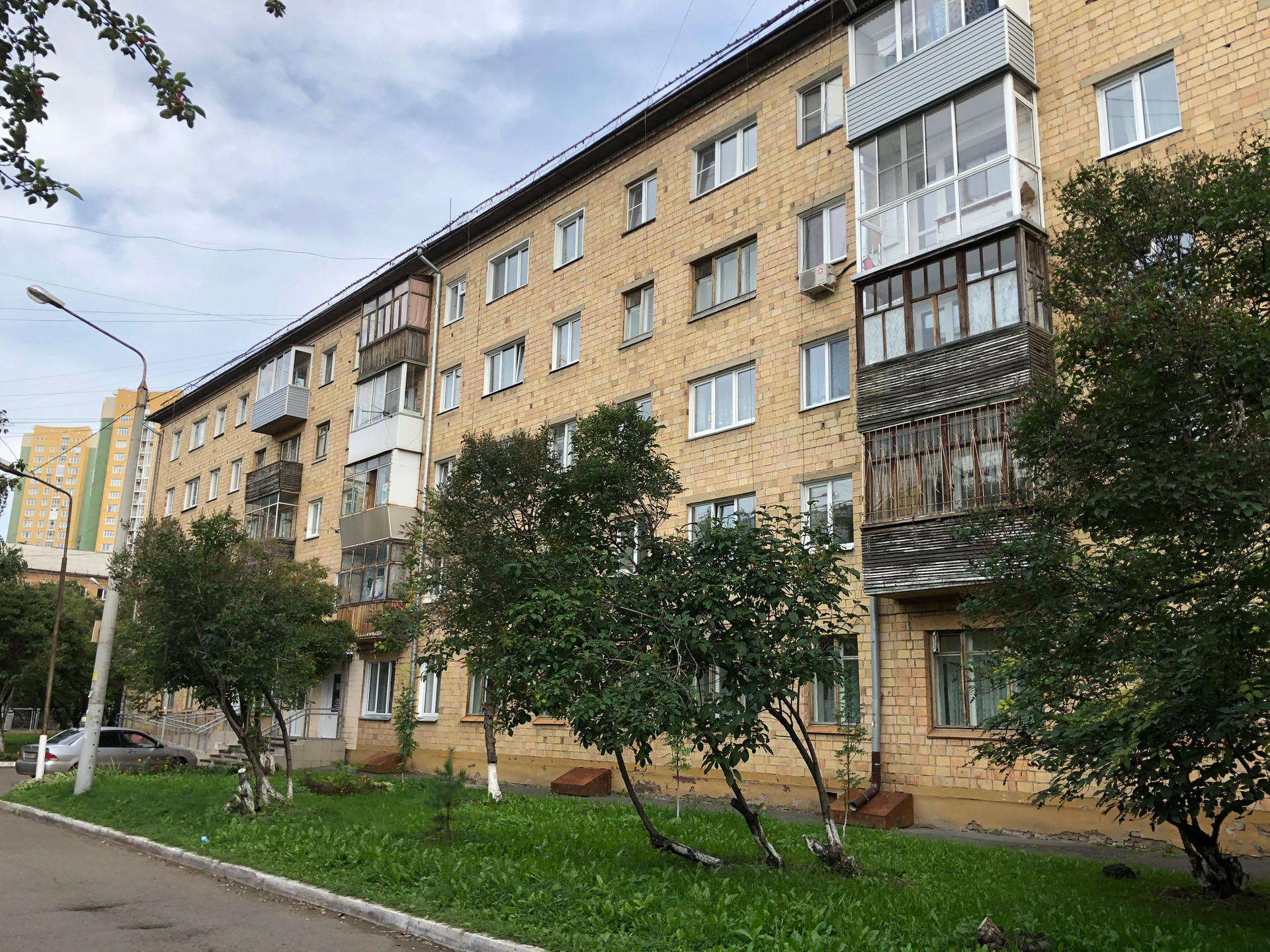 Купить 3-комнатную квартиру, 62.1 м² по адресу Красноярск, улица Партизана  Железняка, 9Б, 3 этаж за 5 600 000 руб. в Домклик — поиск, проверка,  безопасная сделка с жильем в офисе Сбербанка.