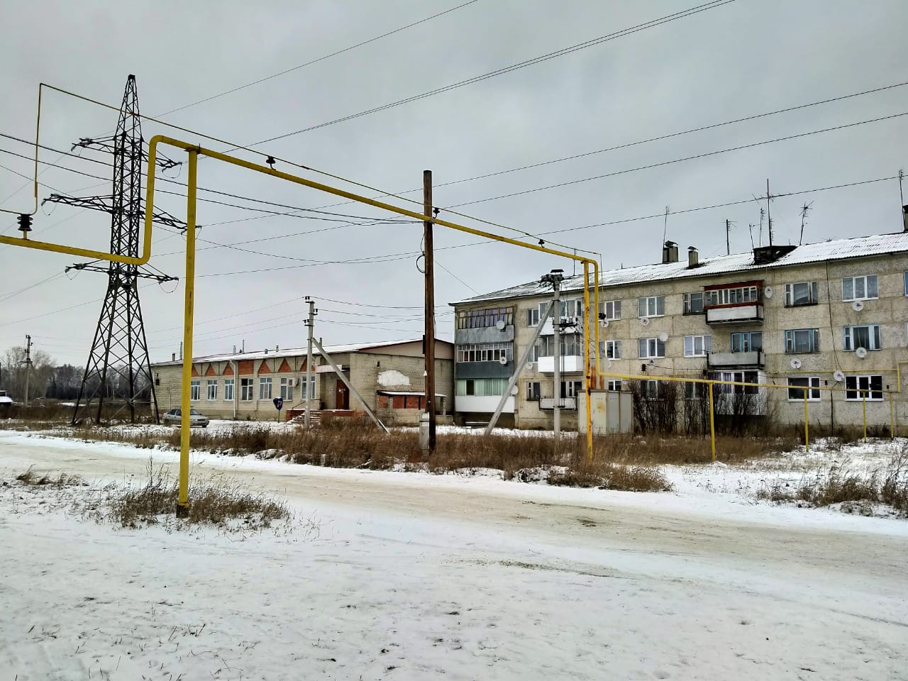 Поселок первомайский свердловская. Пос Первомайский Свердловская область. Посёлок Первомайский Каменский район Свердловская область. Посёлок Первомайский Свердловская область Каменск-Уральский. Население посёлка Первомайский Свердловская область.