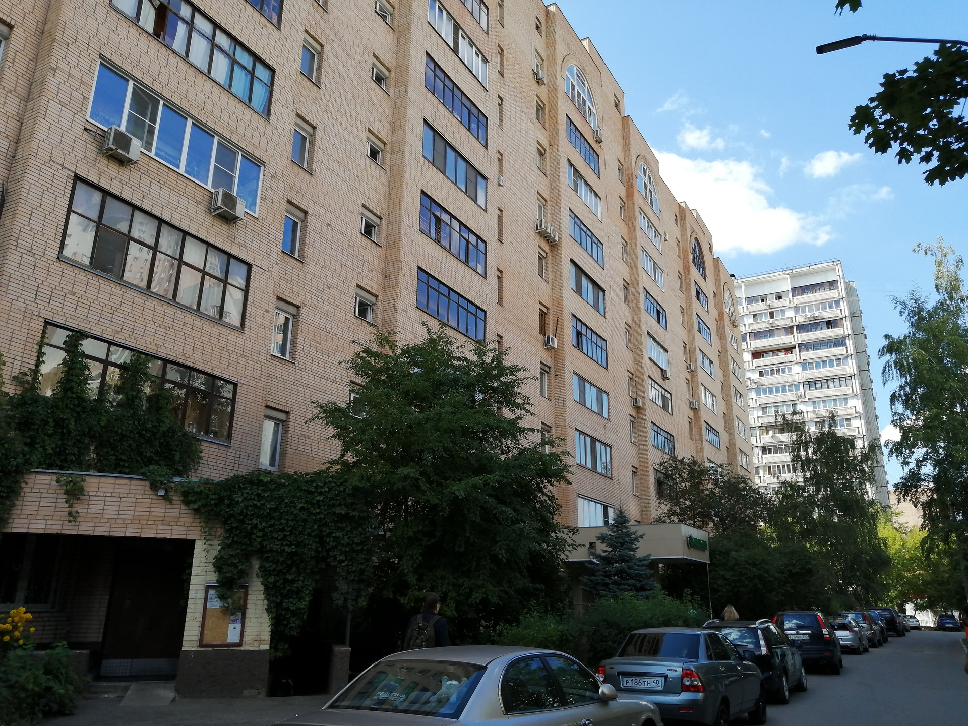 Купить 2-комнатную квартиру, 53.7 м² по адресу Московская область,  Красногорск, Заводская улица, 31, 8 этаж, метро станция Павшино за 11 500  000 руб. в Домклик — поиск, проверка, безопасная сделка с жильем в офисе  Сбербанка.