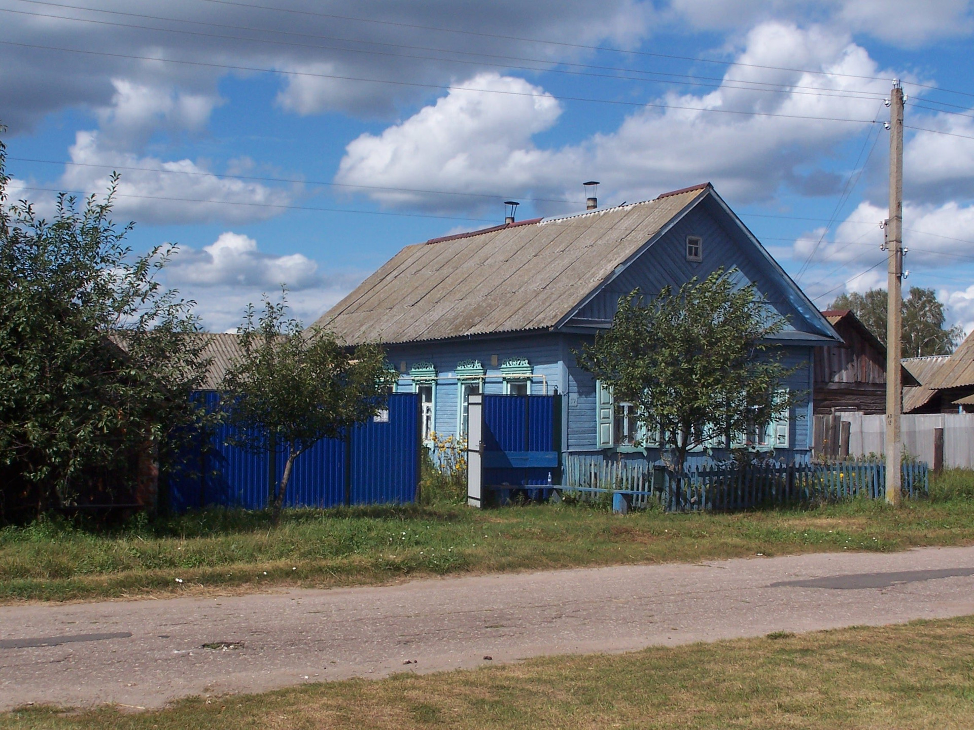 Купить дом, 78 м² по адресу Брянская область, Климовский район,  Кирилловское сельское поселение, село Кирилловка, Садовая улица за 490 000  руб. в Домклик — поиск, проверка, безопасная сделка с жильем в офисе  Сбербанка.