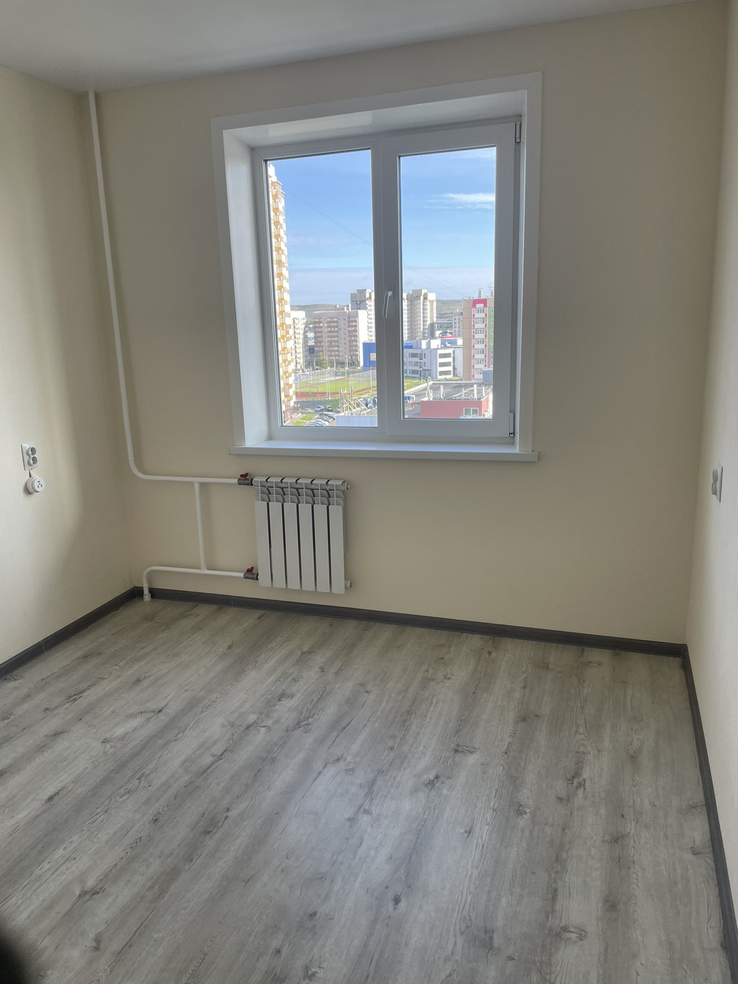 Купить 2-комнатную квартиру, 52.6 м² по адресу Красноярск, Северный м-н ...