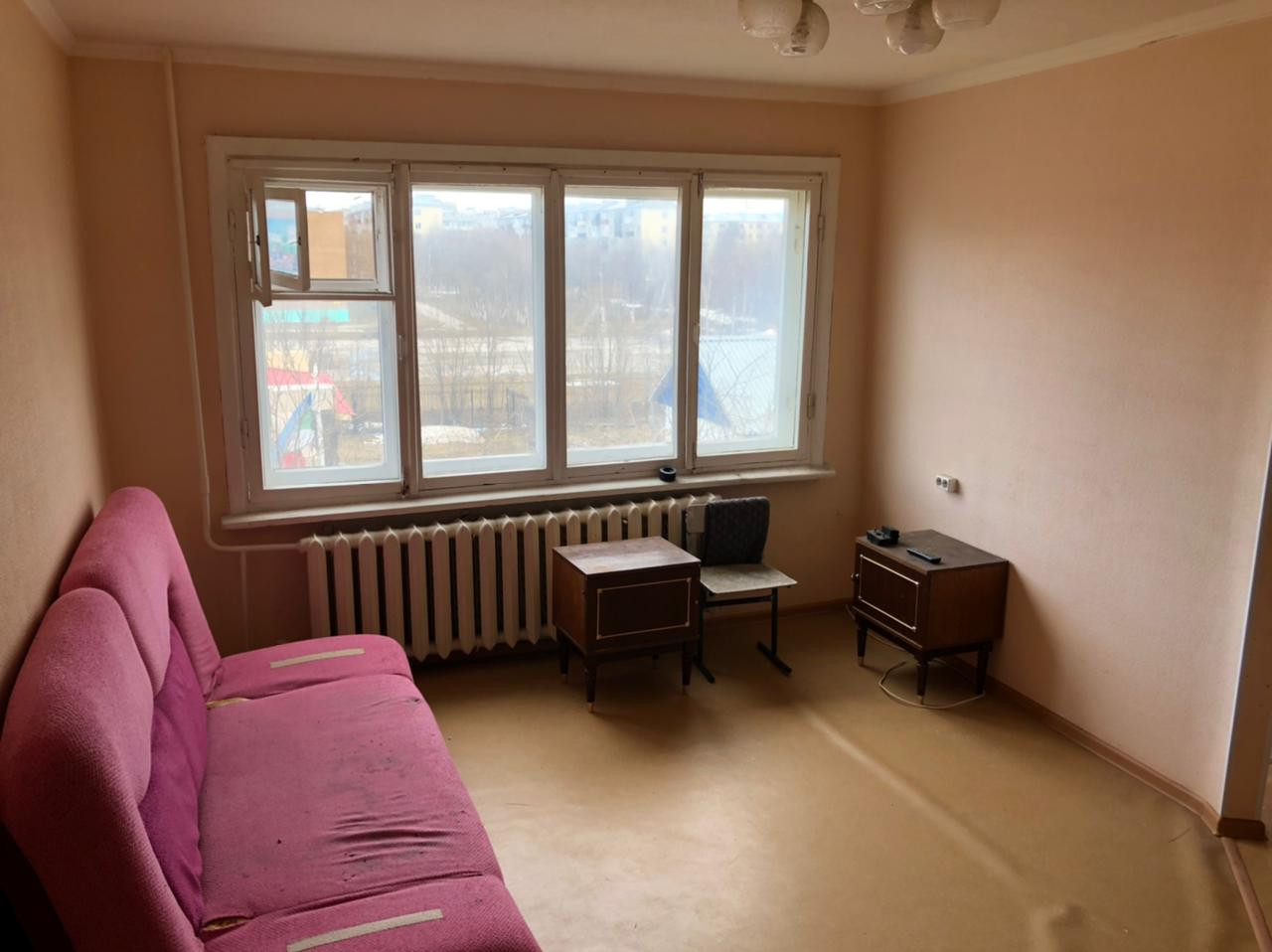 продажа квартир в усинске. продажа квартир в усинске. усинск молодежная 9. продам 1 комнатную квартиру в усинске. продам 1 комнатную квартиру в усинске.