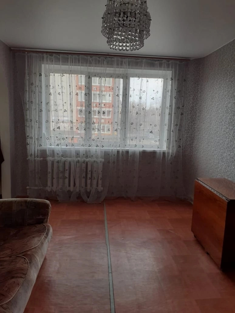 Квартиры в альметьевске 3. Чернышевского 42 альметьевск. квартира в альметьевске 3 комнатная.