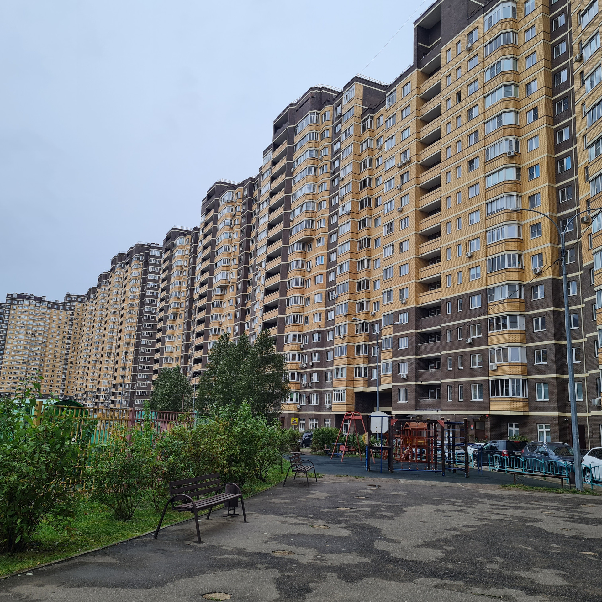 Купить 3-комнатную квартиру, 90 м² по адресу Московская область,  Долгопрудный, Старое Дмитровское шоссе, 17, 16 этаж, метро станция Водники  за 17 490 000 руб. в Домклик — поиск, проверка, безопасная сделка с жильем  в офисе Сбербанка.