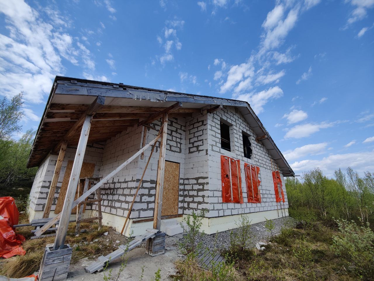 Купить дом, 214.7 м² по адресу Мурманская область, Кольский район, сельское  поселение Междуречье, село Минькино за 7 000 000 руб. в Домклик — поиск,  проверка, безопасная сделка с жильем в офисе Сбербанка.