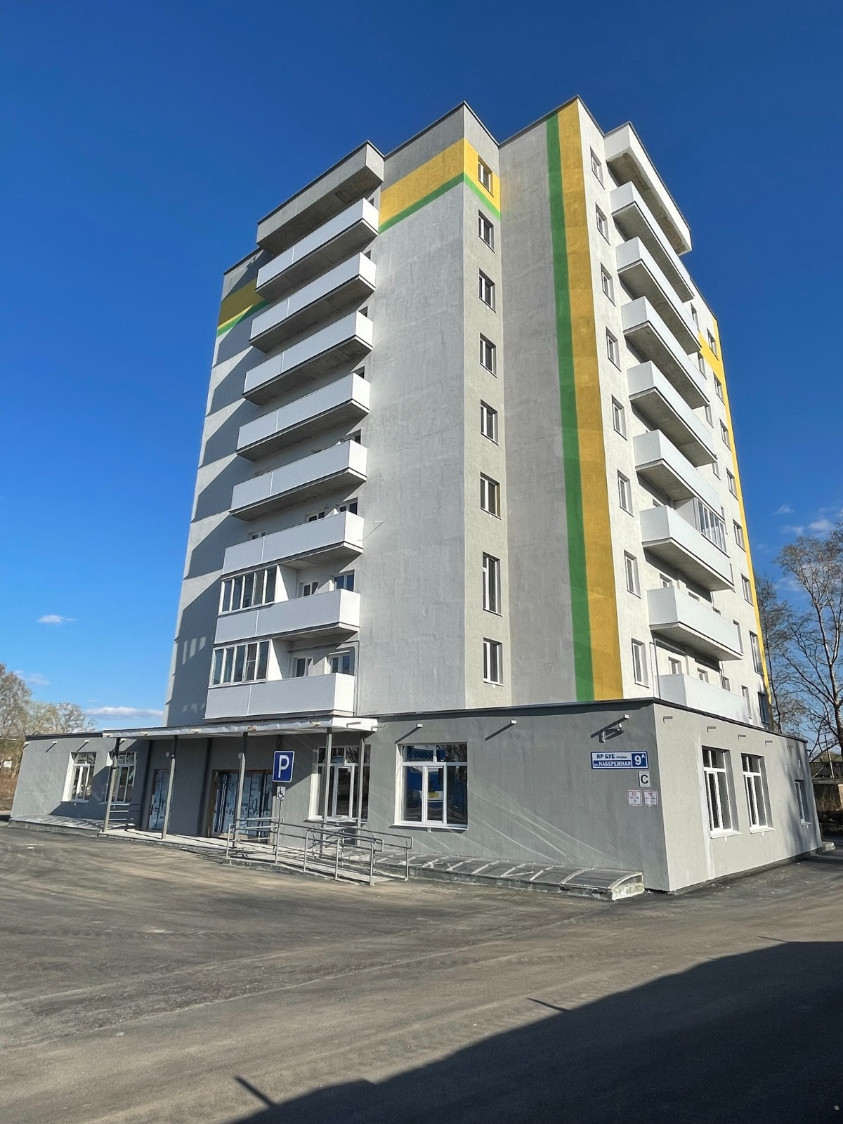 Купить 1-комнатную квартиру, 37.46 м² по адресу Республика Татарстан,  Лениногорск, Набережная улица, 9А, 3 этаж за 2 200 000 руб. в Домклик —  поиск, проверка, безопасная сделка с жильем в офисе Сбербанка.