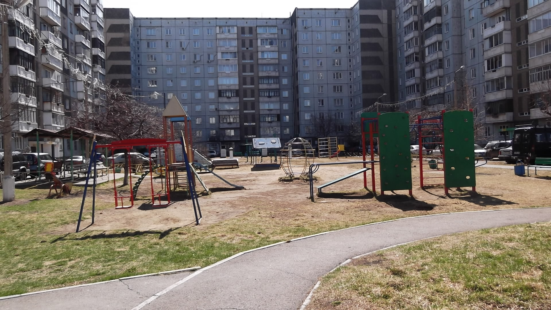 Комсомольский проспект 84. Комсомольский проспект 15 квартиры Красноярск. Комсомольский 3 к КРАСНОЯРСКУЧАСТКОВЫЙ.