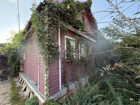 Дом, Полевая улица, 13