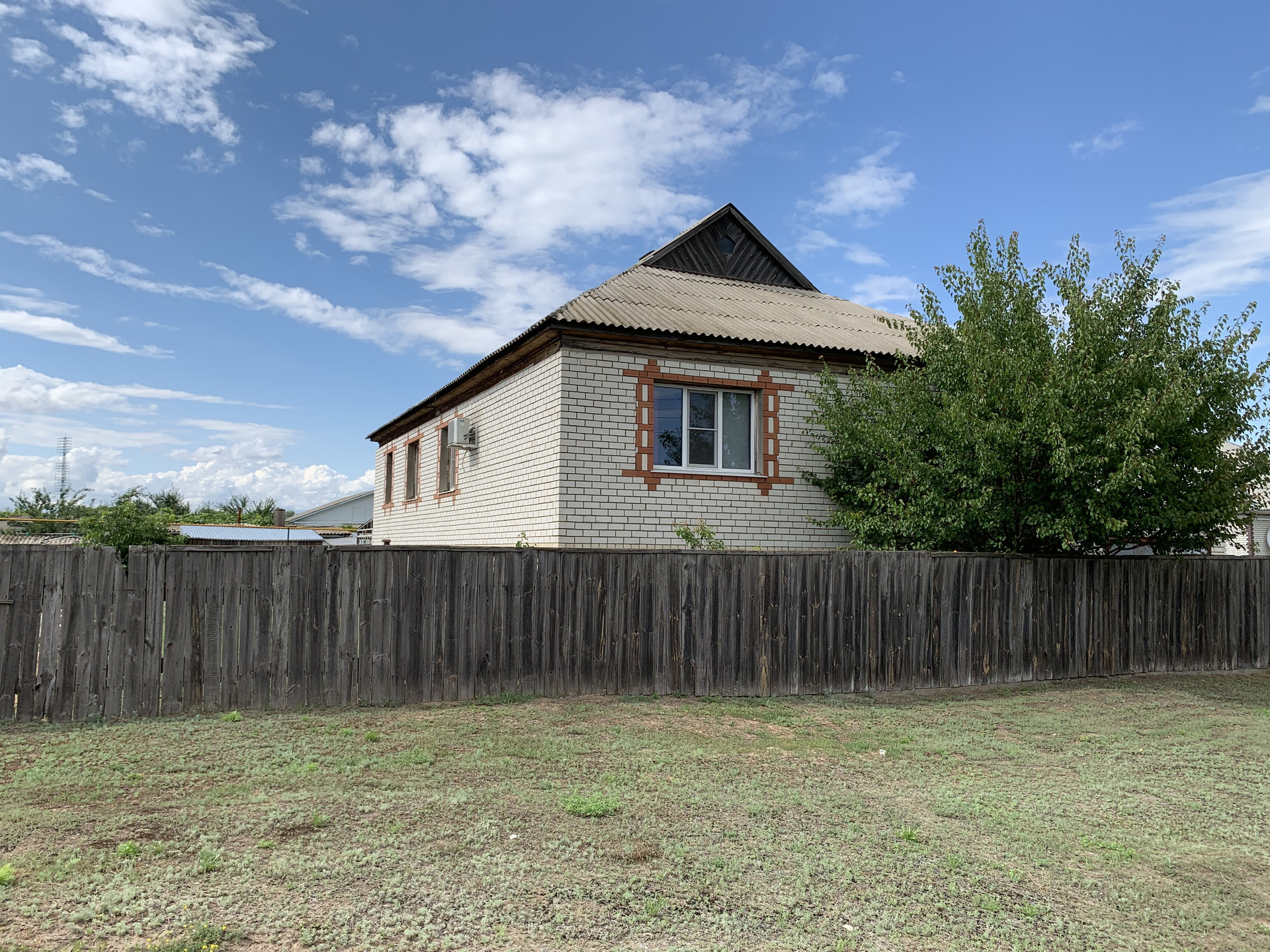 Купить дом, 252.8 м² по адресу Волгоградская область, Михайловка, Берёзовая  улица, 15 за 4 600 000 руб. в Домклик — поиск, проверка, безопасная сделка  с жильем в офисе Сбербанка.