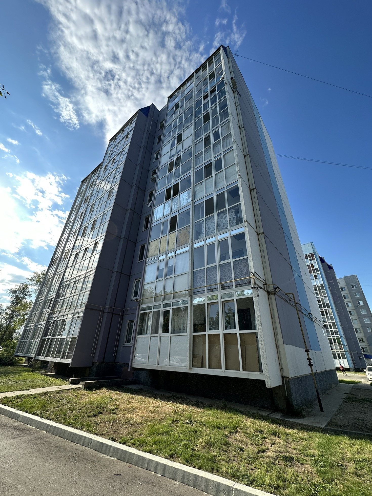 Купить 1-комнатную квартиру, 44 м² по адресу Ульяновск, Одесская улица,  1к2, 1 этаж за 2 550 000 руб. в Домклик — поиск, проверка, безопасная  сделка с жильем в офисе Сбербанка.