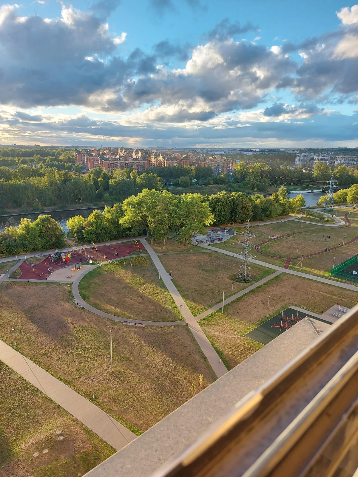 Купить студию, 25.1 м² по адресу Московская область, Долгопрудный, Парковая  улица, 54, 16 этаж, метро станция Водники за 6 100 000 руб. в Домклик —  поиск, проверка, безопасная сделка с жильем в офисе Сбербанка.