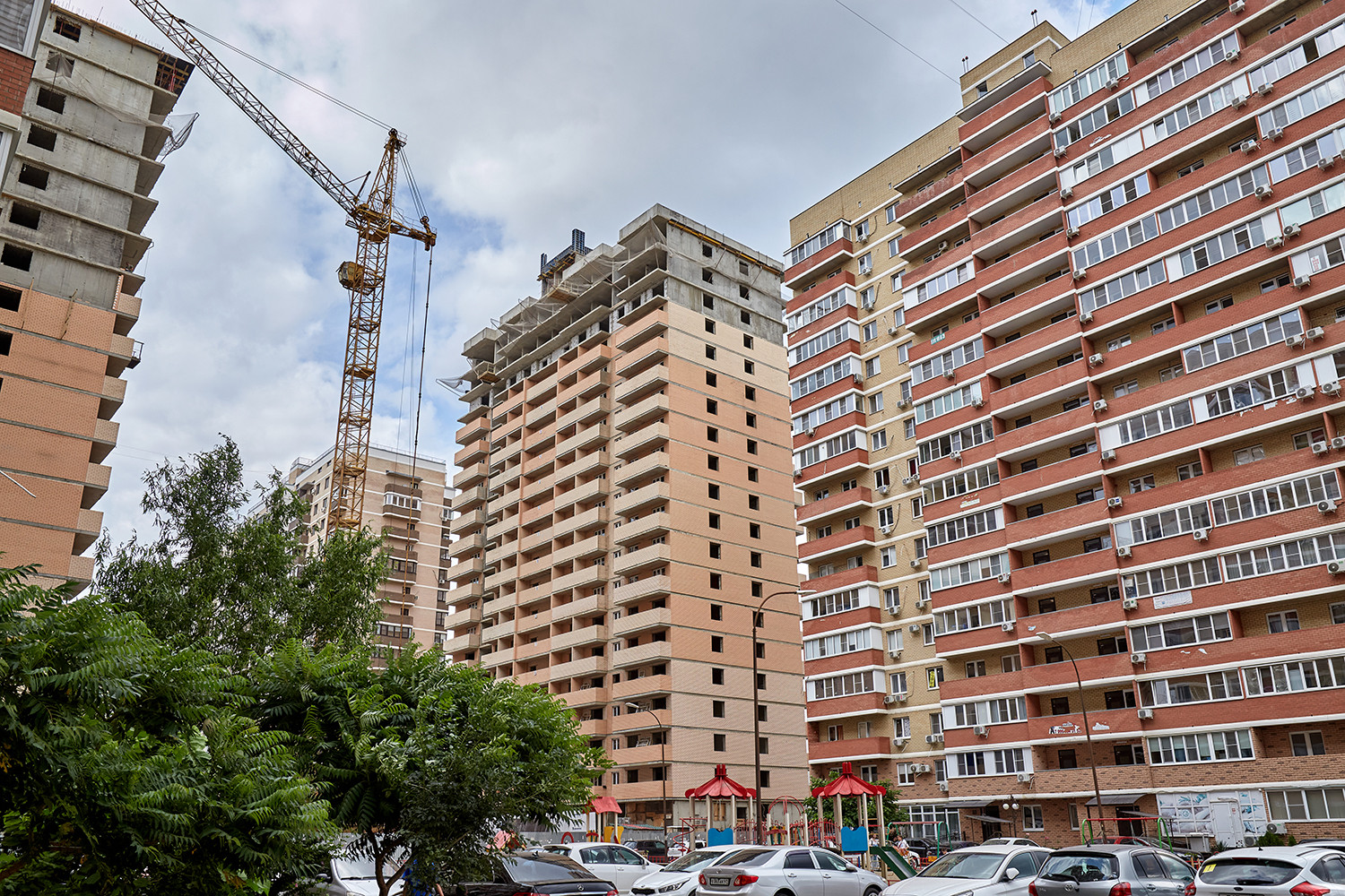 Продается 2 комн.кв 61 м& 178; этаж 11/16 - Краснодар: Продается просторная квар