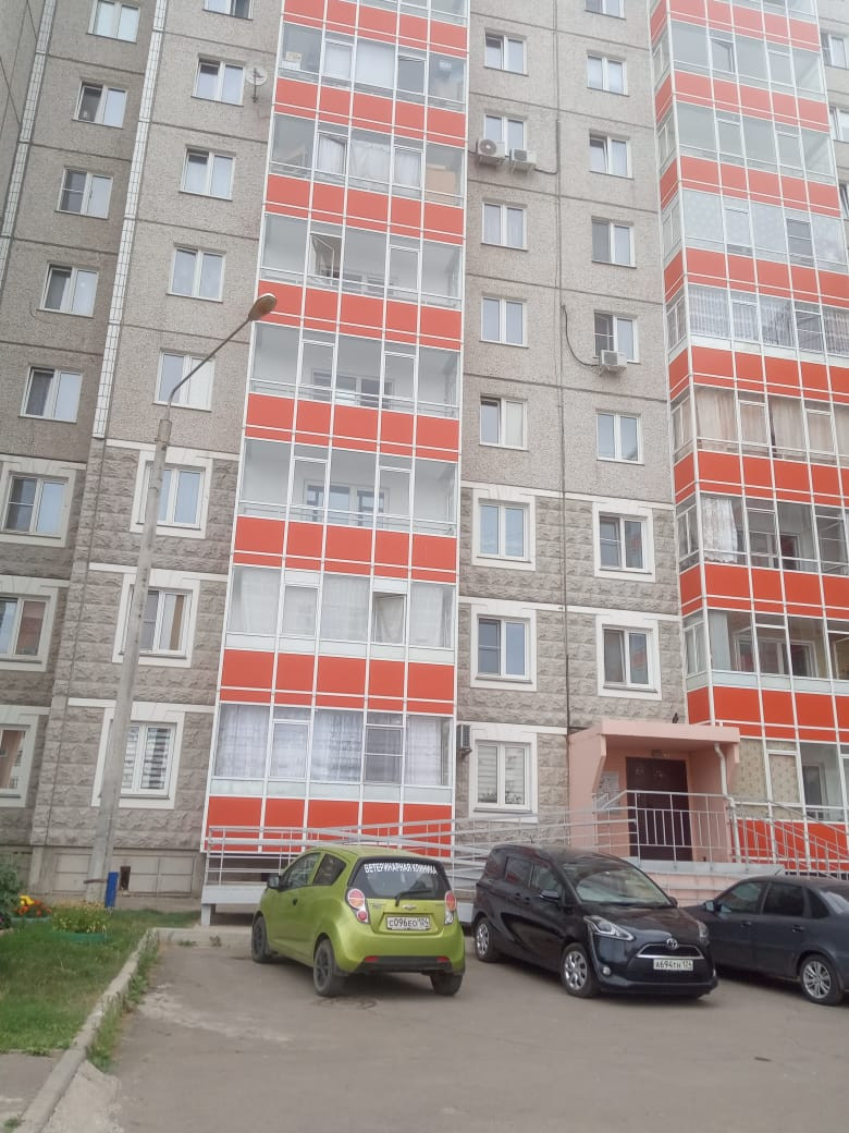 Купить 3-комнатную квартиру, 70.6 м² по адресу Красноярский край,  Сосновоборск, Солнечная улица, 37, 4 этаж за 6 300 000 руб. в Домклик —  поиск, проверка, безопасная сделка с жильем в офисе Сбербанка.