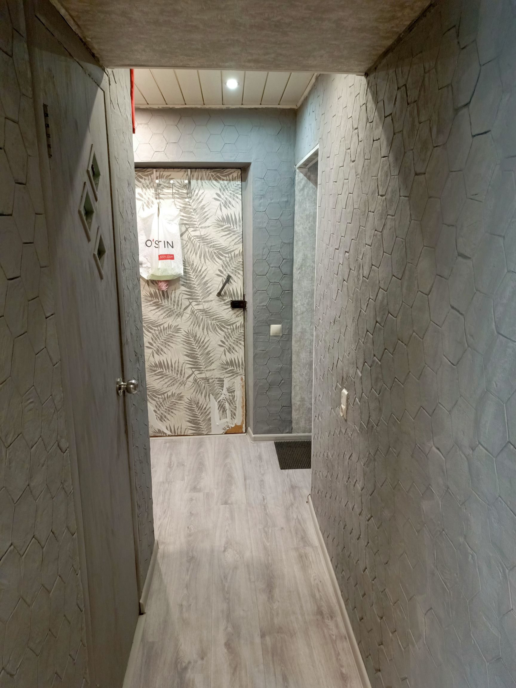 Купить 1-комнатную квартиру, 29.8 м² по адресу Смоленск, улица Юрьева ...
