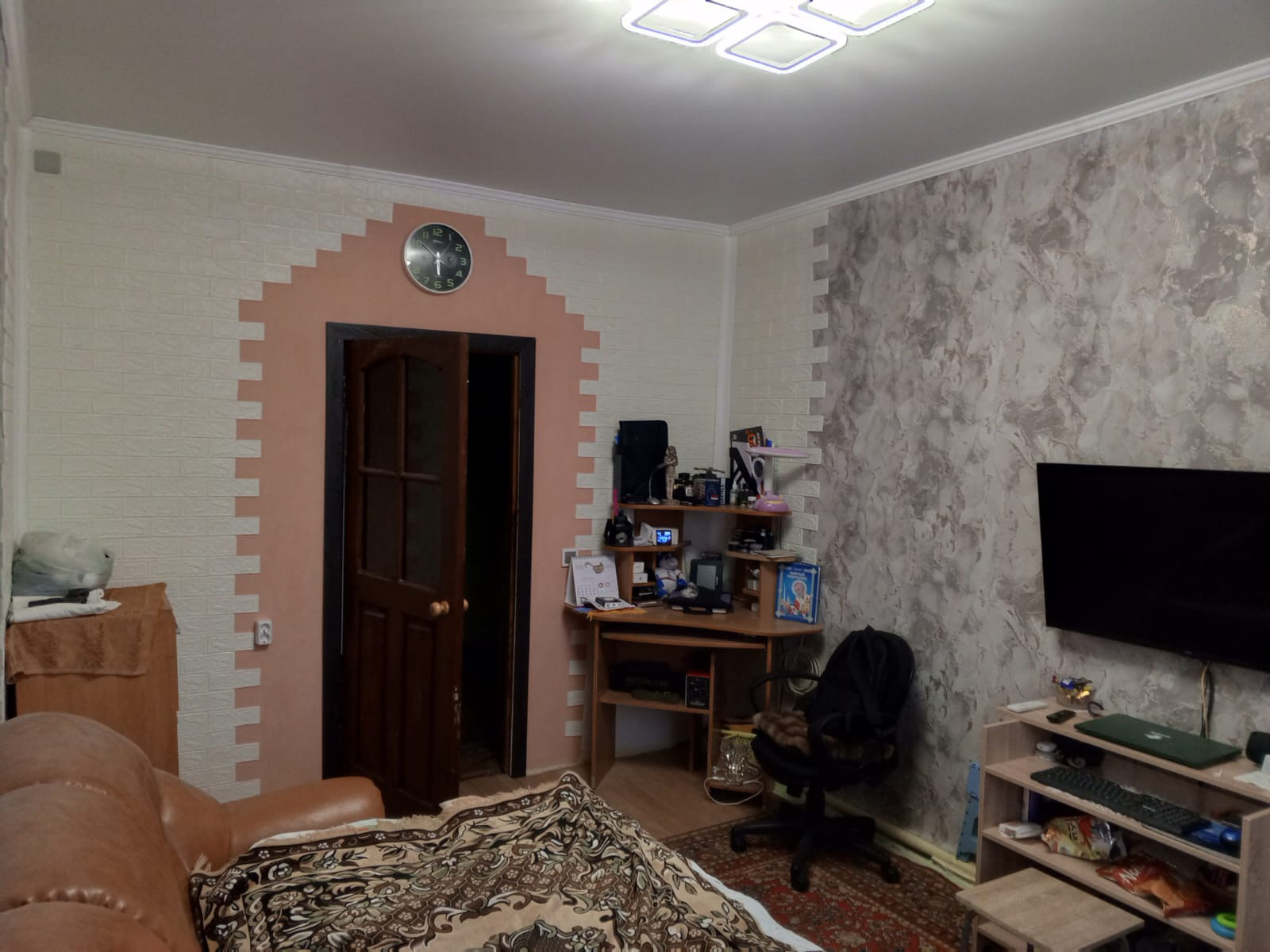 Купить 3-комнатную квартиру, 70 м² по адресу Тульская область, Суворов ...