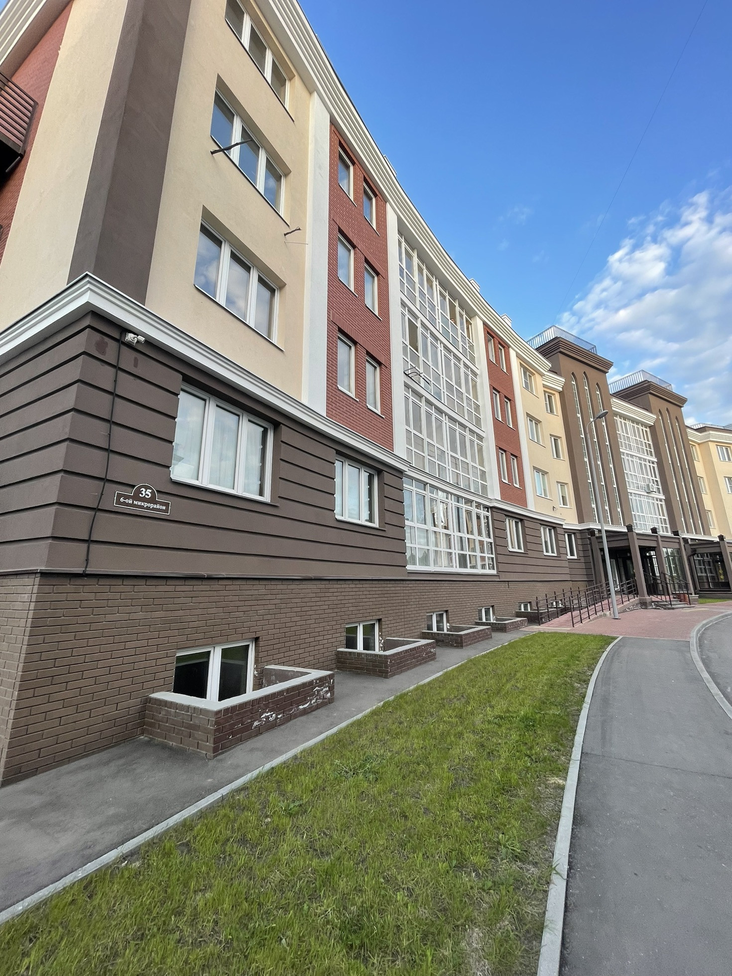 Купить 2-комнатную квартиру, 47.4 м² по адресу Нижегородская область, Кстово,  6-й микрорайон, 35, 3 этаж за 6 350 000 руб. в Домклик — поиск, проверка,  безопасная сделка с жильем в офисе Сбербанка.