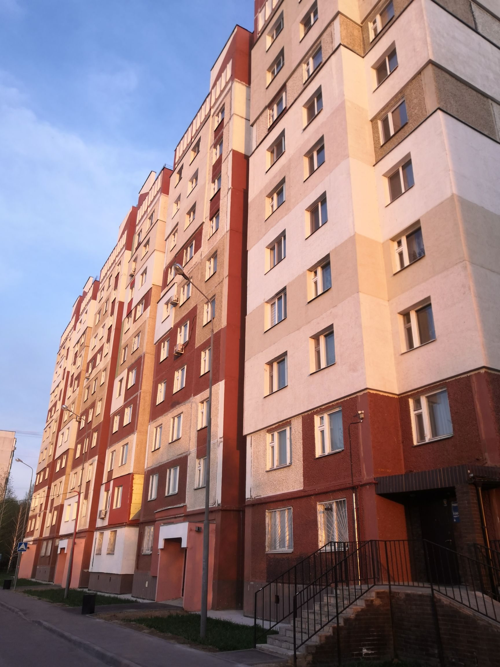 Купить 1-комнатную квартиру, 38.6 м² по адресу Республика Татарстан,  Казань, улица Фатыха Амирхана, 40, 9 этаж за 5 100 000 руб. в Домклик —  поиск, проверка, безопасная сделка с жильем в офисе Сбербанка.