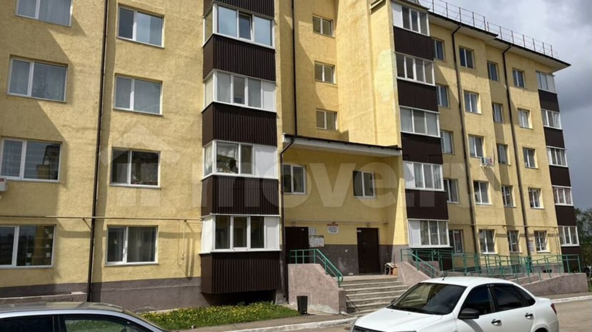 Купить 2-комнатную квартиру, 42.3 м² по адресу Республика Башкортостан,  Дюртюли, улица Генерала Шаймуратова, 6, 3 этаж за 3 400 000 руб. в Домклик  — поиск, проверка, безопасная сделка с жильем в офисе Сбербанка.