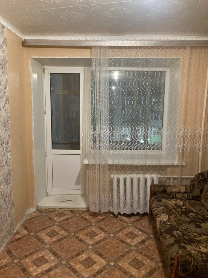 Кухня кольчугино. Кухня верх белый низ бордо. Davita, кировград. Кухня кольчугино. Кухня кольчугино.