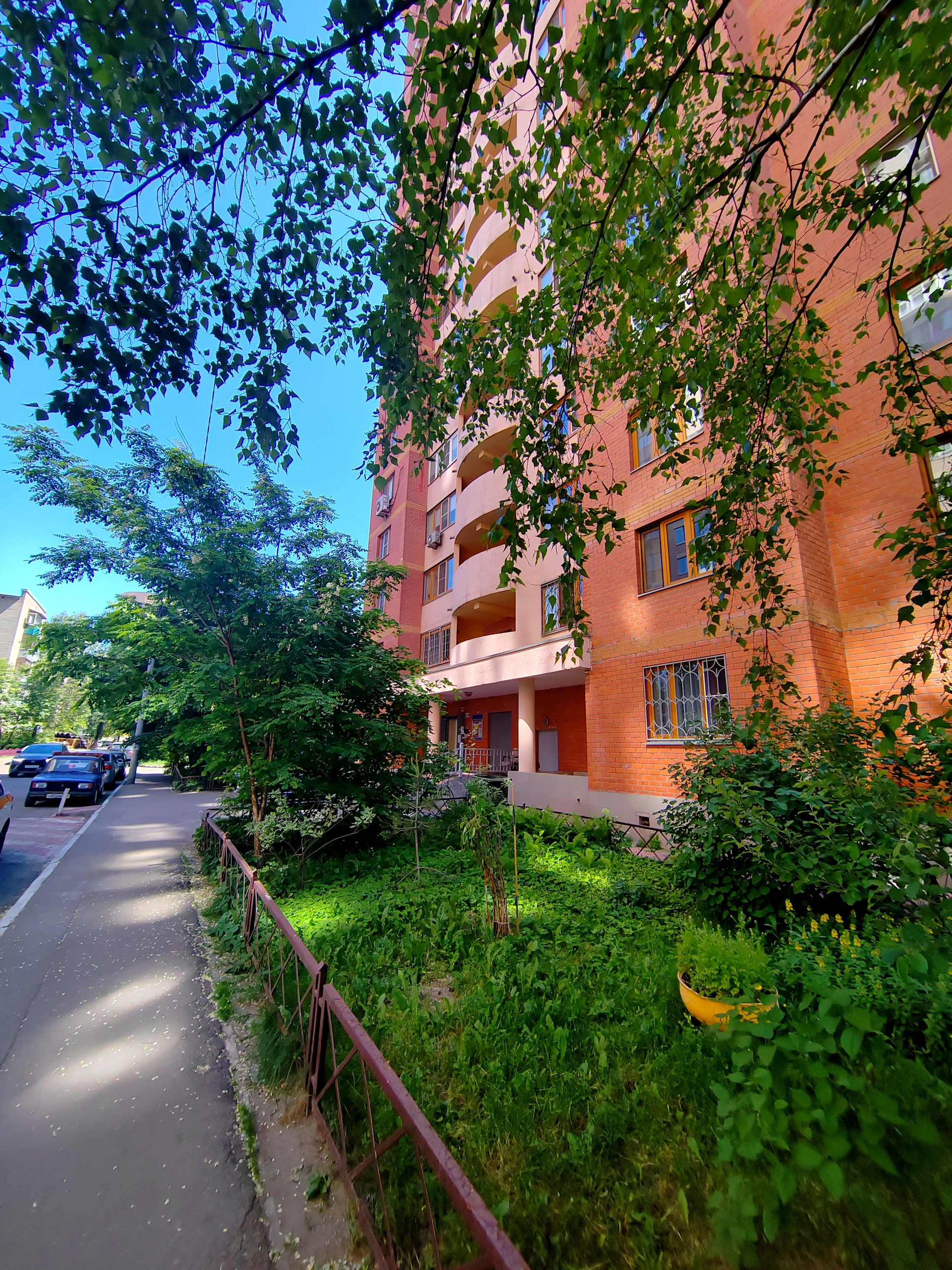 Реутов, Комсомольская улица, 10 - Bild 4